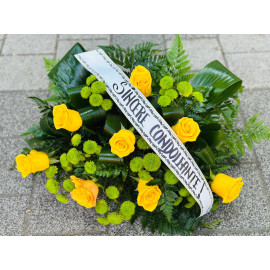 Aranjament Funerar trandafiri galbeniF158